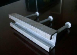 C型钢槽道